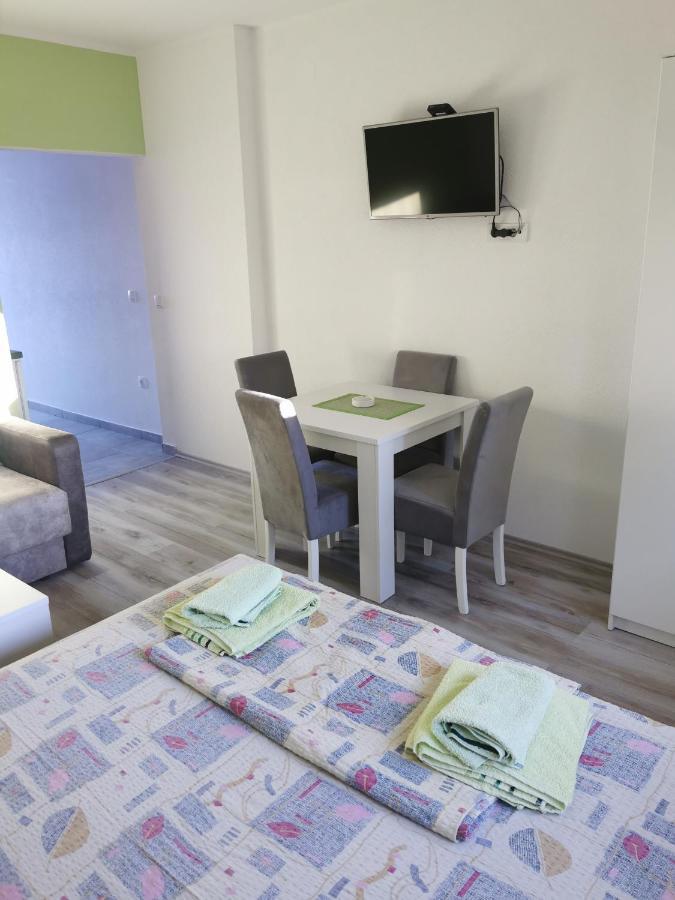 Apartmani Manila, Vauceri, Terme-Popust, Akva Park-Popust, Garazno Mesto Vrnjačka Banja Exteriör bild