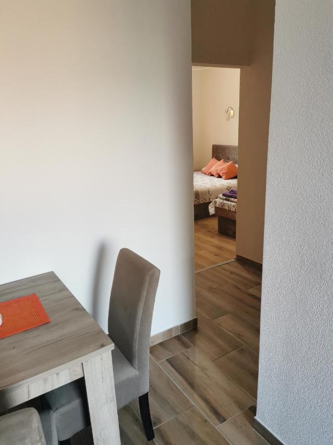 Apartmani Manila, Vauceri, Terme-Popust, Akva Park-Popust, Garazno Mesto Vrnjačka Banja Exteriör bild