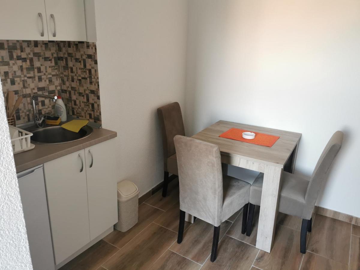 Apartmani Manila, Vauceri, Terme-Popust, Akva Park-Popust, Garazno Mesto Vrnjačka Banja Exteriör bild