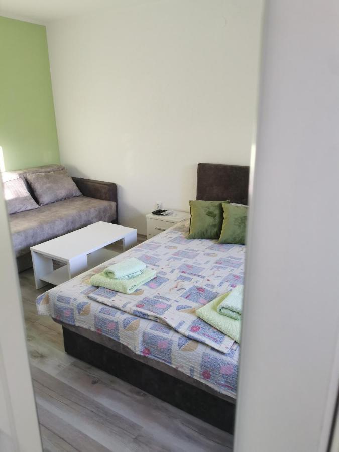 Apartmani Manila, Vauceri, Terme-Popust, Akva Park-Popust, Garazno Mesto Vrnjačka Banja Exteriör bild